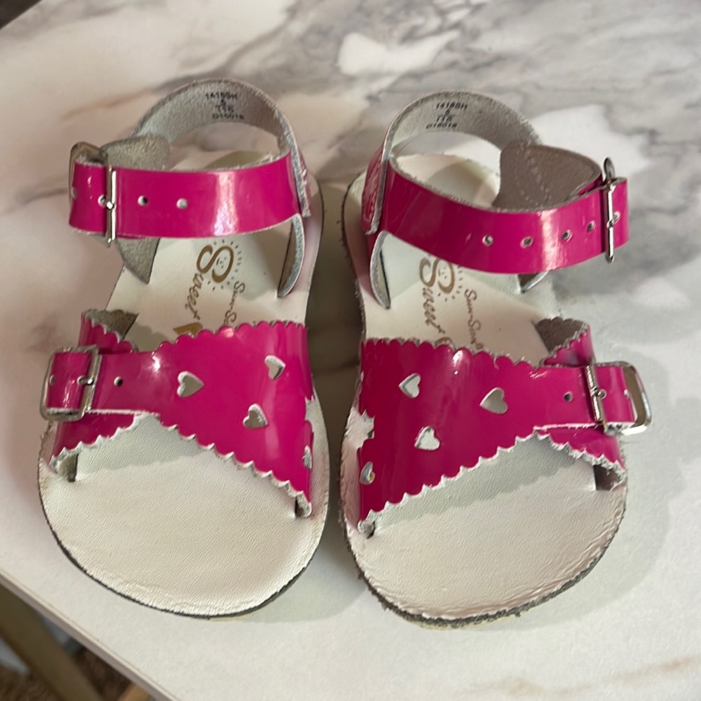 𝅺SUN San Sweetheart Sandal gently used